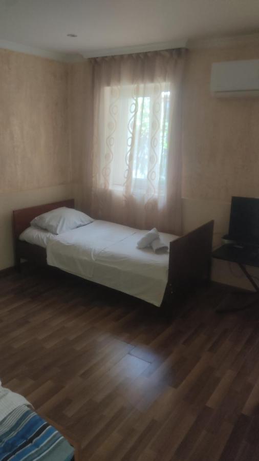 Cozy Apartment In The Centre Of Kutaisi Ngoại thất bức ảnh